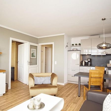 Mit Meerblick Und Balkon, Gratis Nutzung Vom Ahoi Erlebnisbad Und Sauna In Sellin - Meeresblick Fewo 25 Goehren  Exterior foto